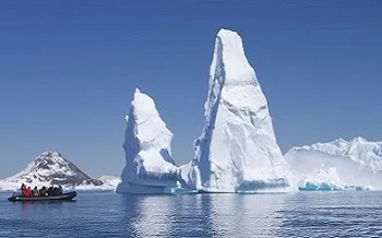 Antarctic Cruises visiting Antarctic Peninsula