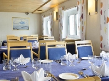 Restaurant - Ocean Nova - Antarctica XXI