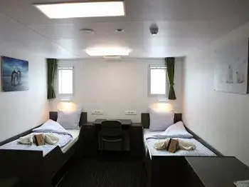 Twin Window - Ortelius - Oceanwide Expeditions